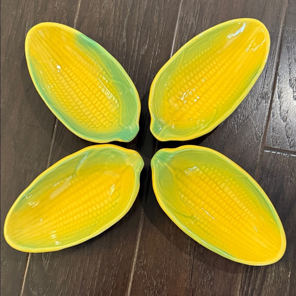 Yellow and Green Corn-Shaped Serveware Set